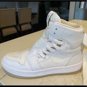 Air Jordan 1 Nova XX